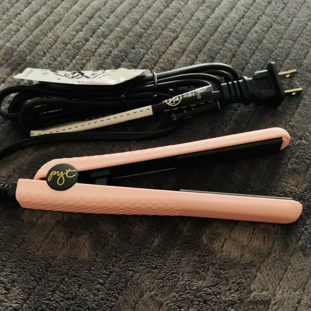 PYT PINK MINI HAIR STRAIGHTENER